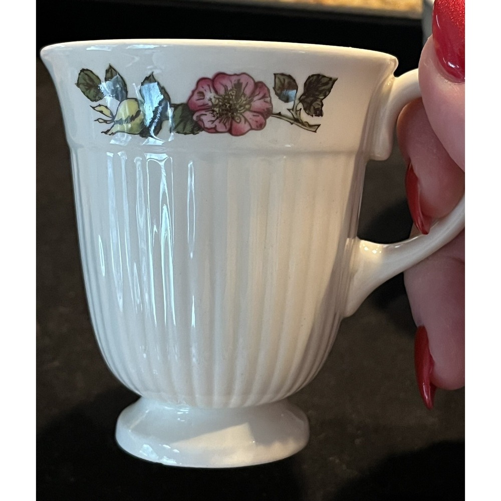 RARE Wedgewood Of Etruria & Barlaston Briar Rose Open‎ Sugar Creamer & 4 Cups - Picture 5 of 8